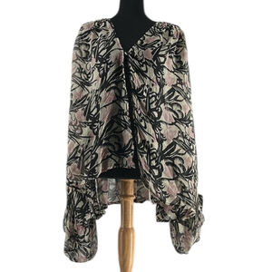 Winter Kate silk cover up cape Flying
Fox Silk Chiffon Blouse Size xs
